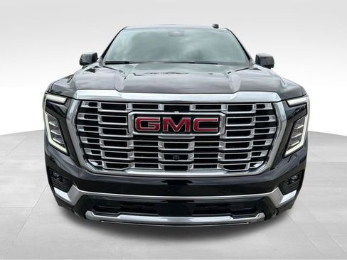 New 2026 GMC Yukon XL Denali w/ Denali Reserve Package AWD/4WD image 2