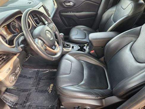 Used 2016 Jeep Cherokee High Altitude image 12