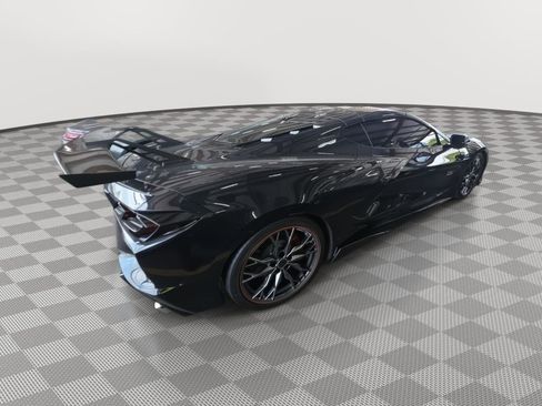 Used 2023 Chevrolet Corvette Stingray Premium Cpe RWD image 2