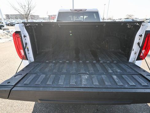 Used 2021 GMC Sierra 1500 AT4 w/ AT4 Premium Package image 18