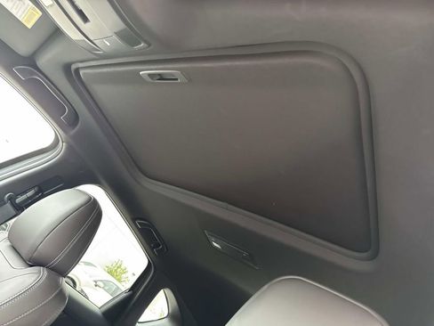 Used 2025 MAZDA CX-5 Signature image 49