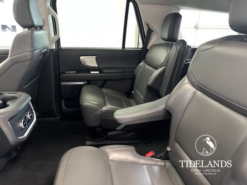 Certified 2025 Ford Expedition Active RWD image 30