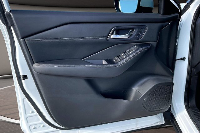 Certified 2024 Nissan Rogue SL w/ SL Premium Package FWD image 21