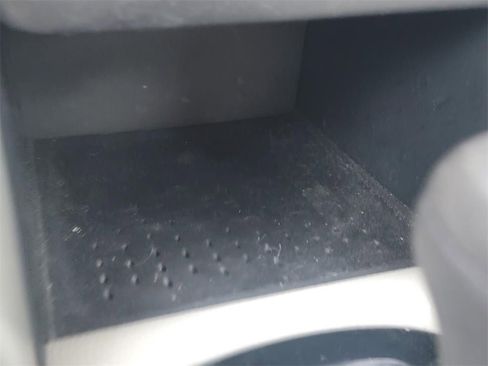 Used 2024 Toyota Corolla Cross L image 21