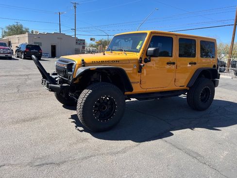 Used 2012 Jeep Wrangler Unlimited Rubicon w/ Connectivity Group image 10