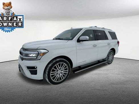 Certified 2023 Ford Expedition Platinum image 5