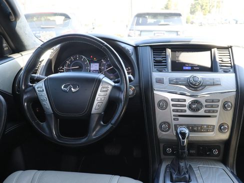 Used 2019 INFINITI QX80 Limited w/ All-Season Package image 8