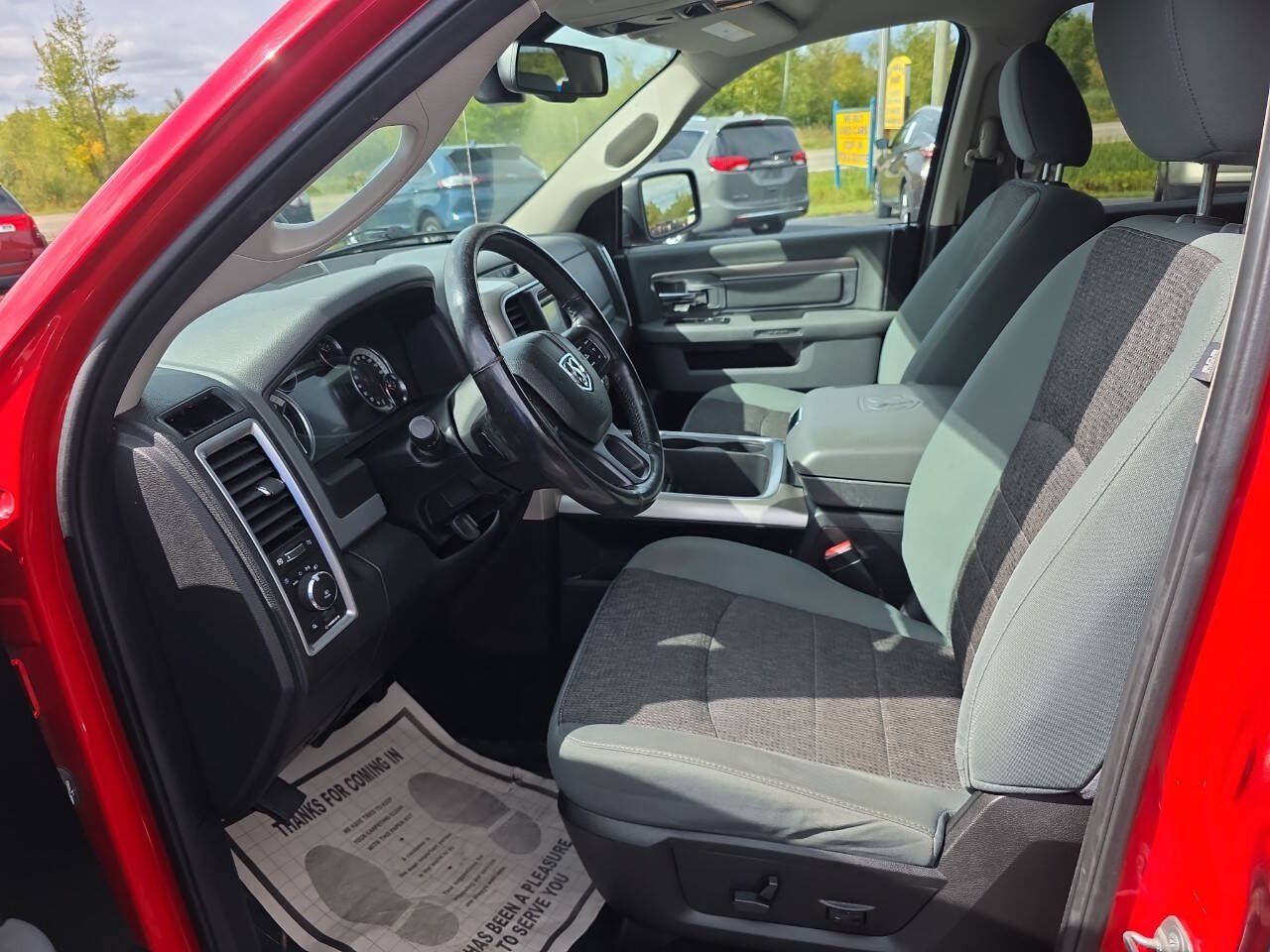 Used 2017 RAM 1500 Big Horn AWD/4WD image 10