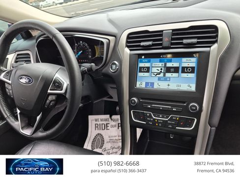 Used 2018 Ford Fusion Energi SE FWD image 20