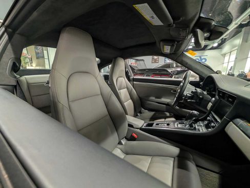 Used 2012 Porsche 911 Carrera RWD image 9