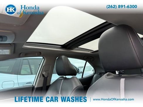 Used 2020 Toyota Camry XSE image 5