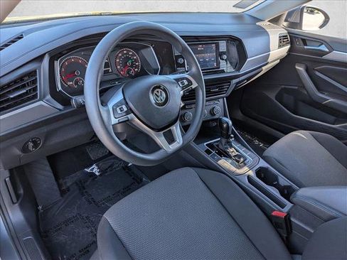 Used 2019 Volkswagen Jetta FWD image 12