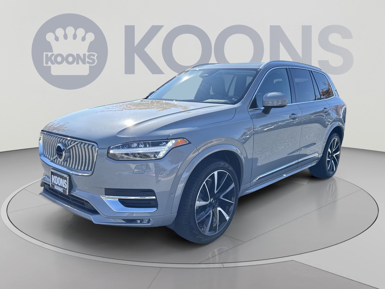 Used 2024 Volvo XC90 B5 Plus w/ Protection Package Premier AWD/4WD image 1