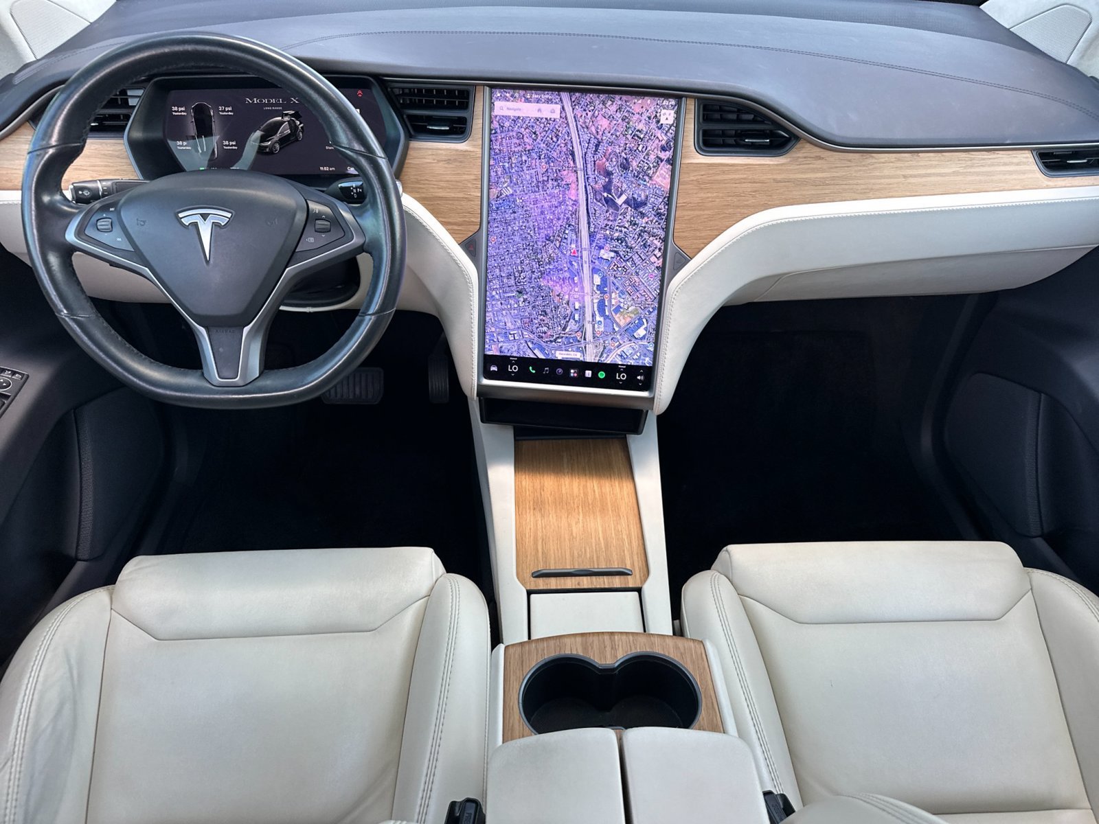 Used 2019 Tesla Model X Long Range AWD/4WD image 14