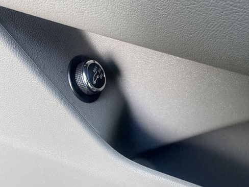 Certified 2024 Cadillac XT6 Premium Luxury w/ Technology Package image 39