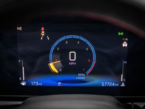 Used 2024 Chevrolet Trax RS w/ Driver Confidence Package image 25