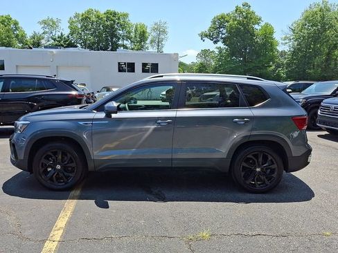 Certified 2022 Volkswagen Taos SE AWD/4WD image 6
