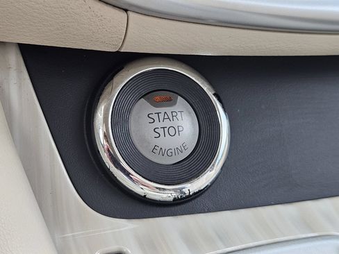 Used 2016 Nissan Murano SV FWD image 24