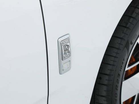 Used 2026 Rolls-Royce Cullinan image 14