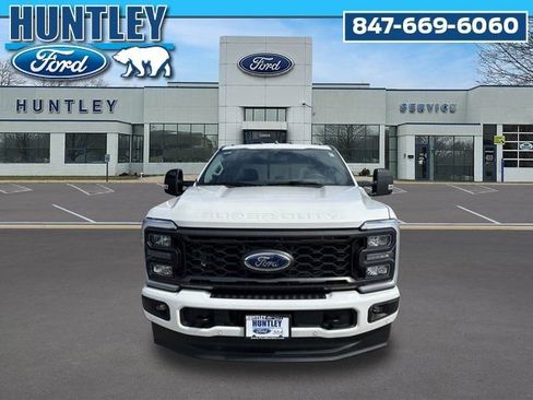 Used 2024 Ford F250 Lariat w/ Lariat Ultimate Package AWD/4WD image 3