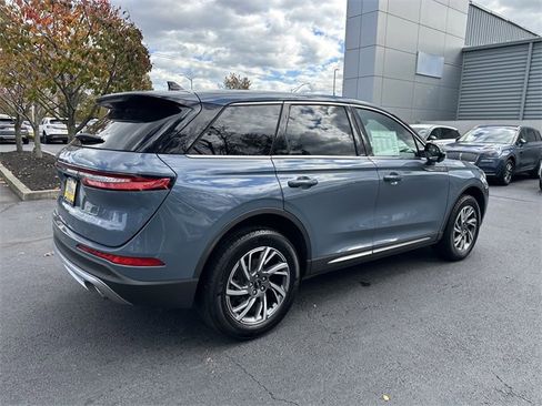 Certified 2023 Lincoln Corsair AWD w/ Equipment Group 101A image 5