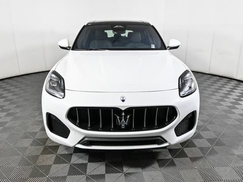 New 2025 Maserati Grecale GT image 9