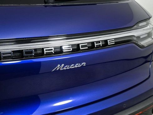Used 2026 Porsche Macan AWD/4WD image 37