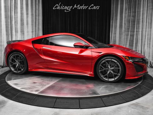 Used 2017 Acura NSX AWD/4WD image 6