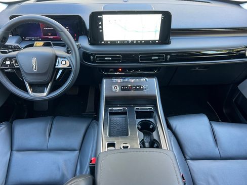 New 2026 Lincoln Aviator Reserve AWD/4WD image 11