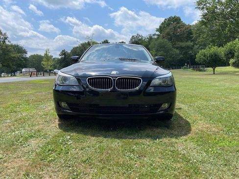 Used 2008 BMW 528xi Sedan image 3