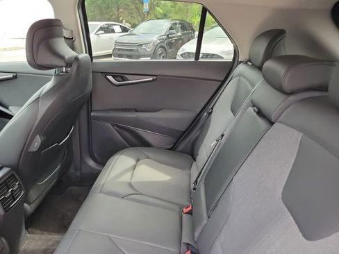 Used 2023 Kia Niro EX Touring FWD image 29