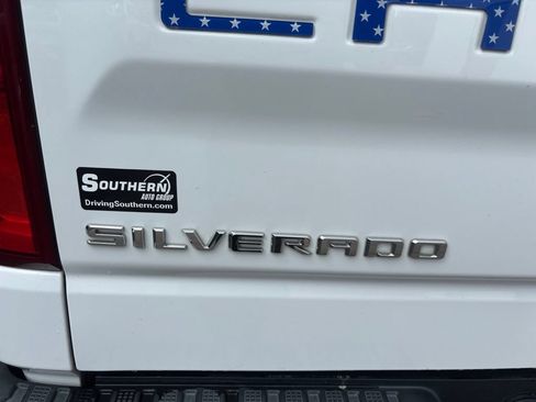 Used 2021 Chevrolet Silverado 1500 LTZ AWD/4WD image 22