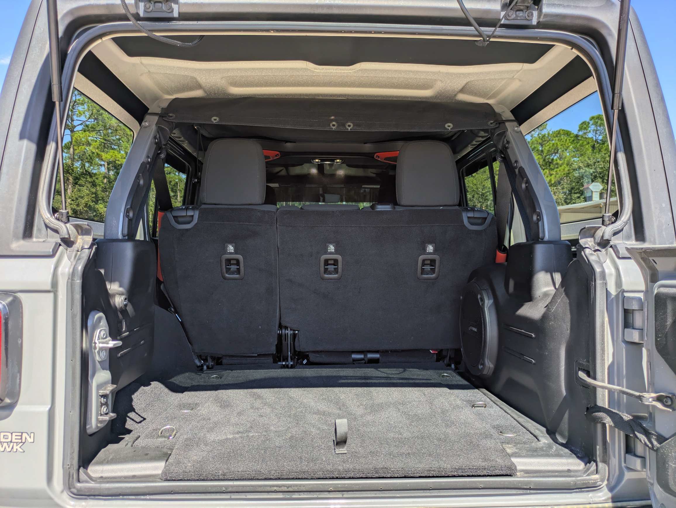 Used 2018 Jeep Wrangler Unlimited Rubicon AWD/4WD image 7