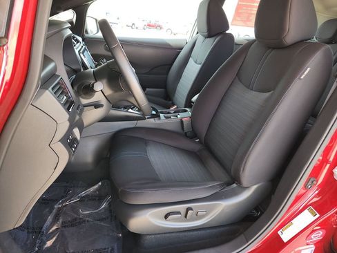 Certified 2024 Nissan Leaf SV Plus image 12
