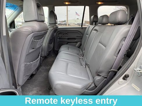 Used 2004 Honda Pilot EX image 27