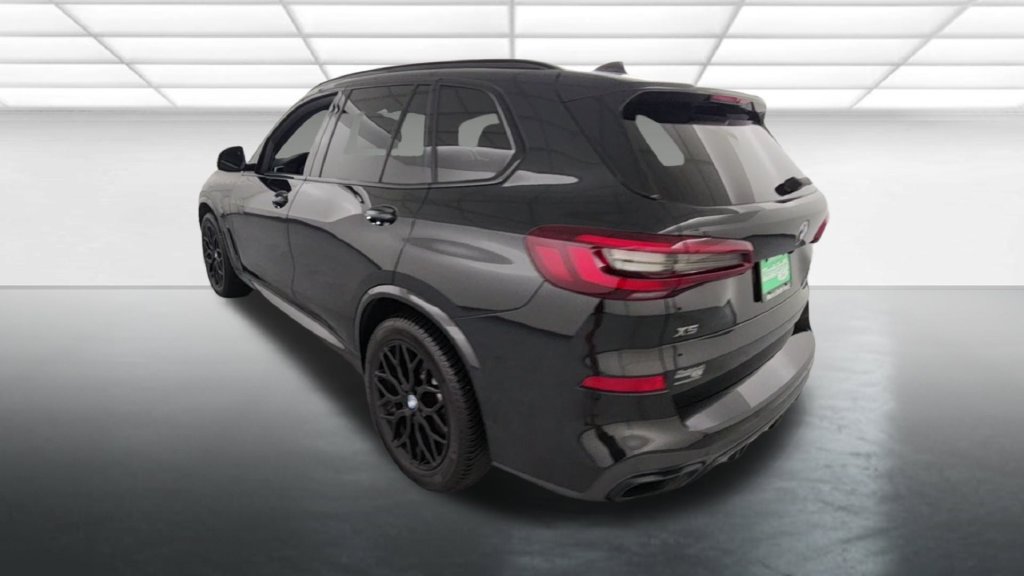 Used 2022 BMW X5 M50i w/ Executive Package AWD/4WD image 6