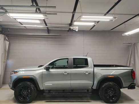 New 2026 GMC Canyon Elevation w/ Convenience Package image 15