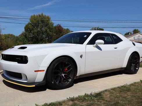 Used 2023 Dodge Challenger SRT Hellcat Widebody RWD image 9