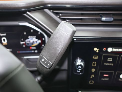 New 2026 GMC Sierra 3500 AT4 w/ AT4 Premium Plus Package image 23