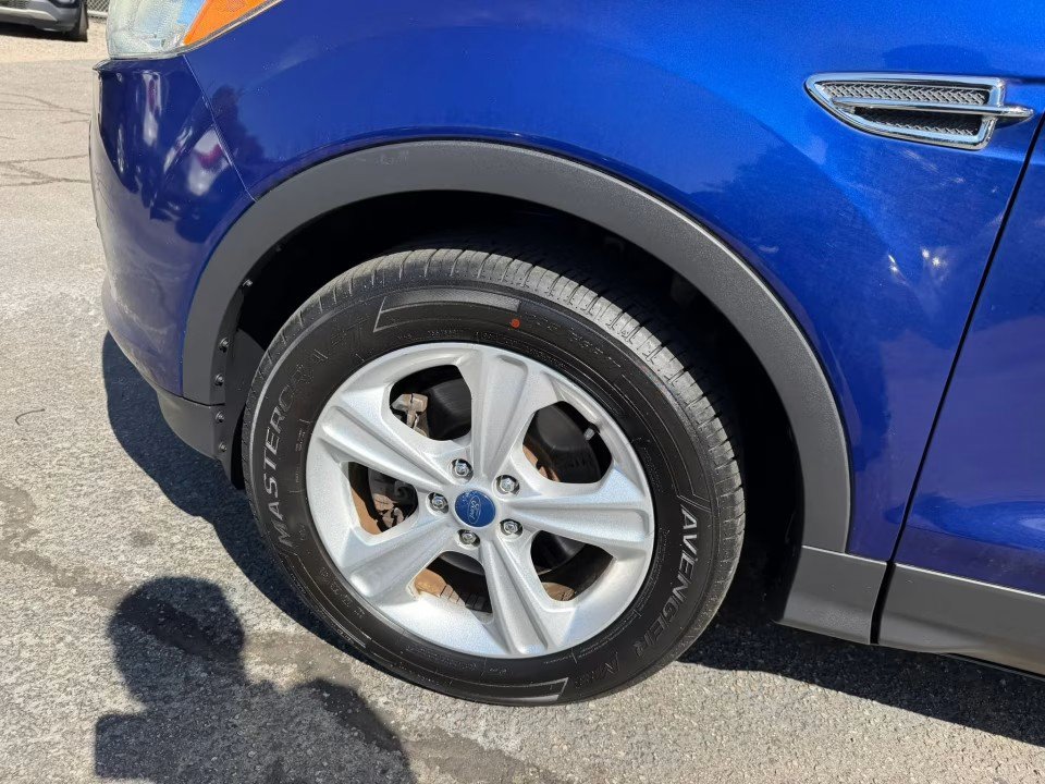 Used 2015 Ford Escape SE AWD/4WD image 10