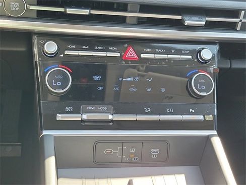 New 2026 Hyundai Santa Fe SE image 11