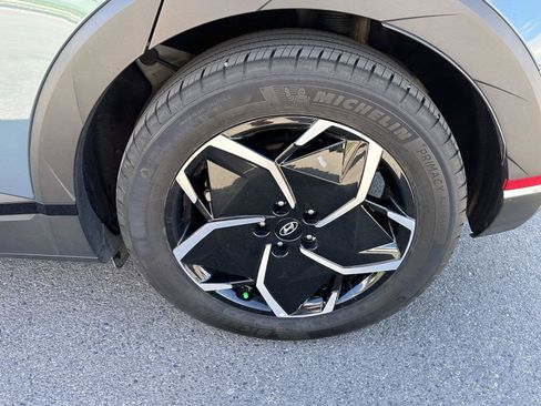 Certified 2024 Hyundai Ioniq 5 SEL AWD/4WD image 14