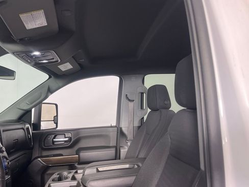 Used 2022 Chevrolet Silverado 3500 LT w/ Convenience Package image 24