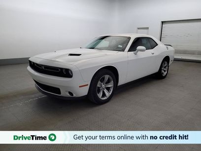 Used 2016 Dodge Challenger SXT