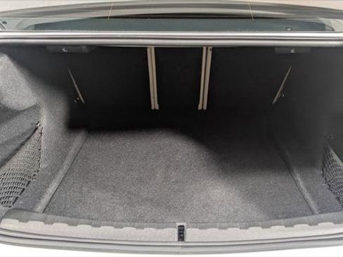 Used 2020 BMW 330i Sedan w/ Convenience Package image 19