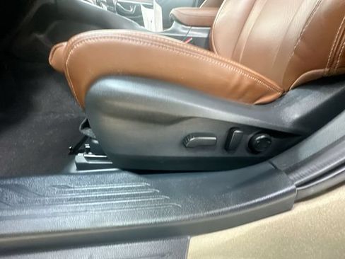 Used 2021 Subaru Outback Touring w/ Popular Package #2 AWD/4WD image 15