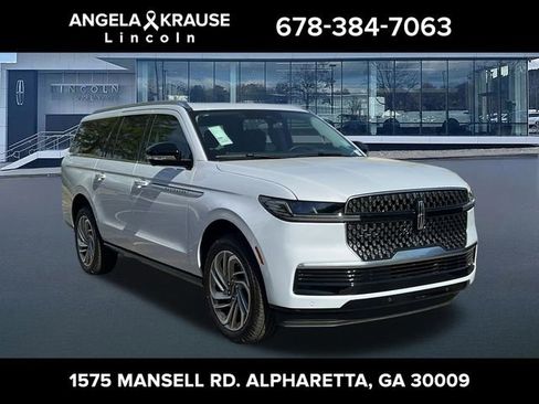 New 2026 Lincoln Navigator L Reserve image 1