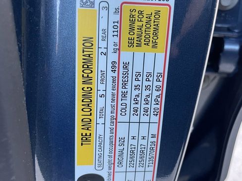 Used 2024 Chevrolet Equinox LS image 28