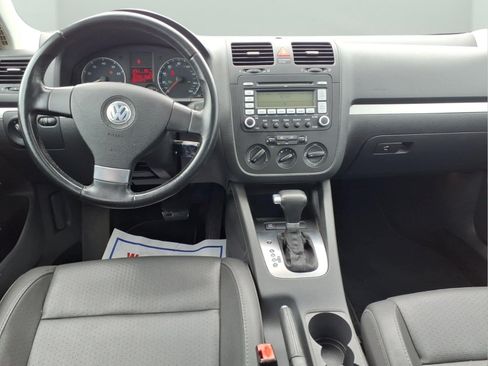 Used 2008 Volkswagen Jetta SE FWD image 9