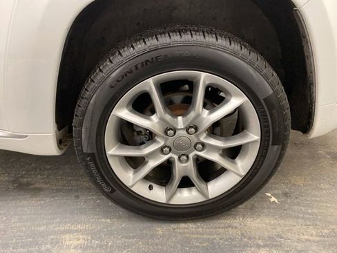 Used 2015 Jeep Grand Cherokee Summit w/ Platinum Series Group image 34